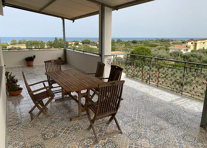 Attico Al Mare Apartman Badolato Marina